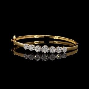 Yellow Gold Bangle Bracelet